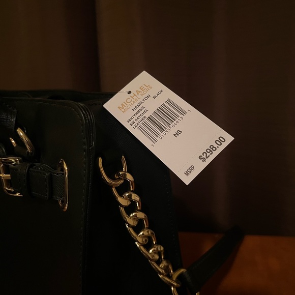 NWT Michael Kors - Hamilton EW Satchel - Black - Leather w/shoulder strap. - Picture 9 of 11